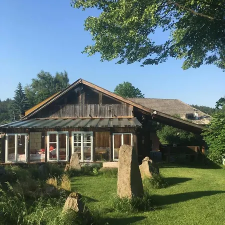 Wunderschoenes Mansardenstudio, Mit Balkon Und Garten Ober-Lembach