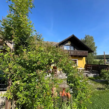 Sonnenreich Mit Balkon Wohnkueche Mansardenschlafzimmer Ober-Lembach
